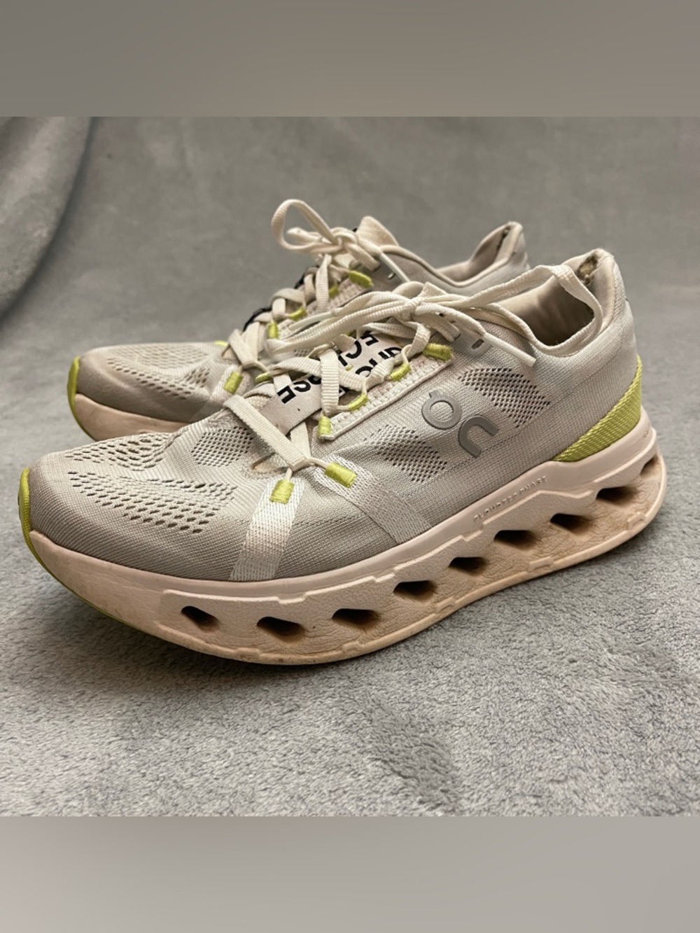 On Cloud Eclipse Cloudeclipse White Gray Sand Womens 7.5 Running Walking Comfort
